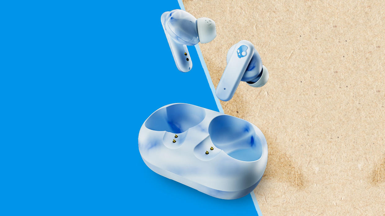  Skullcandy EcoBuds. 