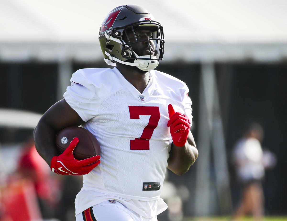 Leonard Fournette agrees to 3-year deal with Buccaneers