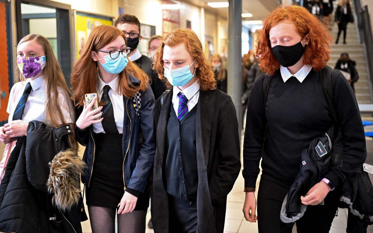 Pupils at Rosshall Academy wear face coverings, Scotland - Jeff J Mitchell/Getty Images Europe 