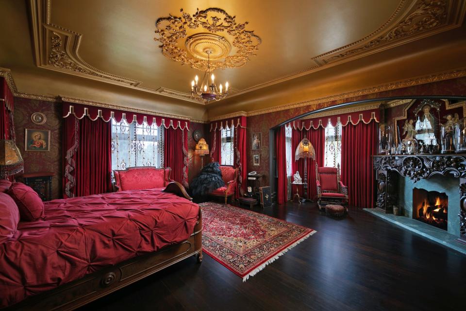 A bedroom in Kat Von D's California house.