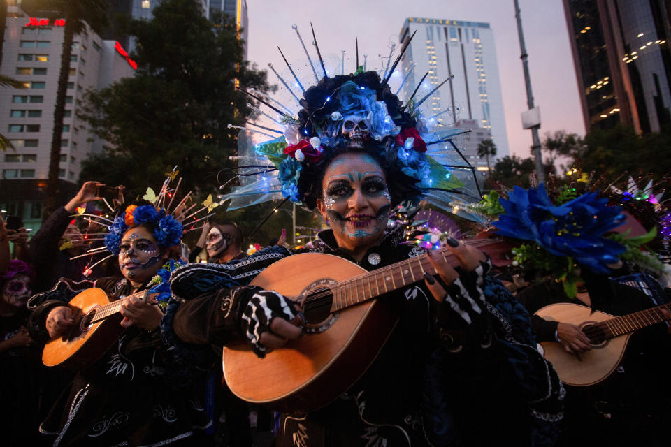 墨西哥一年一度亡靈節（El Día de los Muertos）系列活動登場。圖片來源：REUTERS/Quetzalli Nicte-Ha