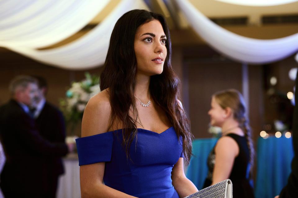 Inbar Lavi as Sara Levin in Hallmark's "Eight Gifts of Hanukkah."