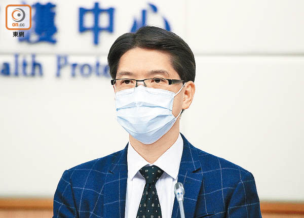 劉家獻指爆疫病房累計有11名病人，以及4名職員先後確診和初步確診。