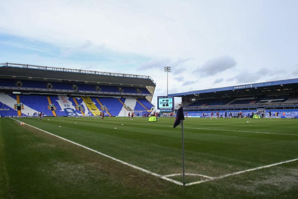 Birmingham City sign former Charlton Athletic full-back McKenna