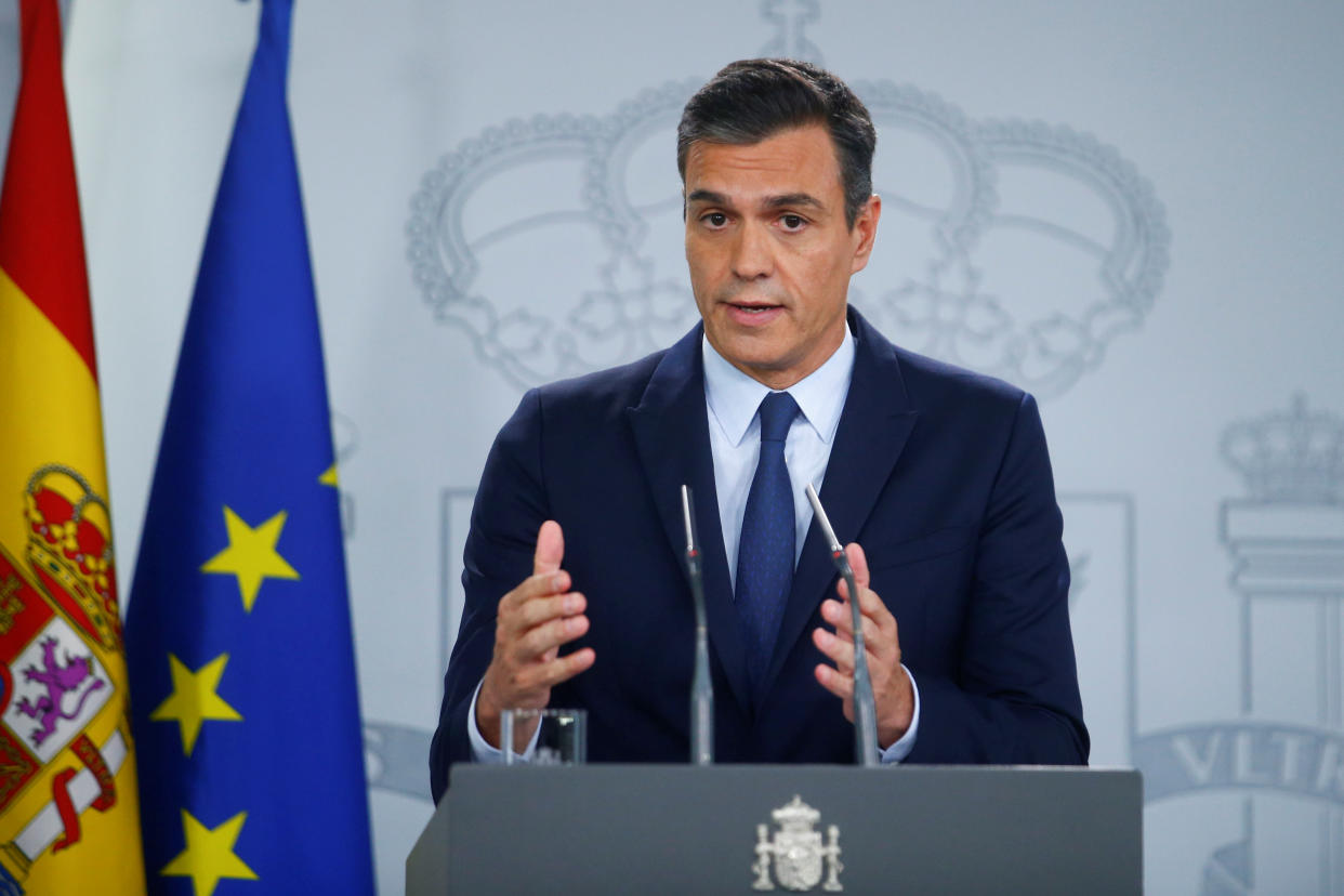 Spain's acting Prime Minister Pedro Sanchez gestures as he speaks during a news conference at the Moncloa Palace after a meeting with King Felipe in Madrid, Spain, September 17, 2019. REUTERS/Javier Barbancho