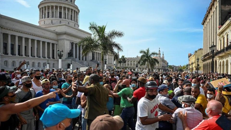 Manifestantes en La Habana, Cuba