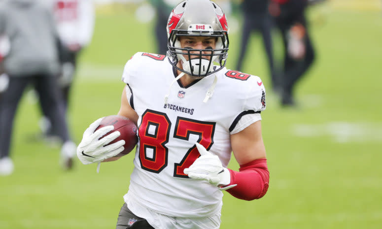 Rob Gronkowski warming up before the NFC Championship.