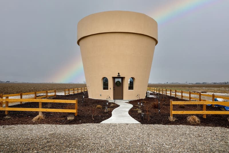 Exterior view of Flower Pot house.