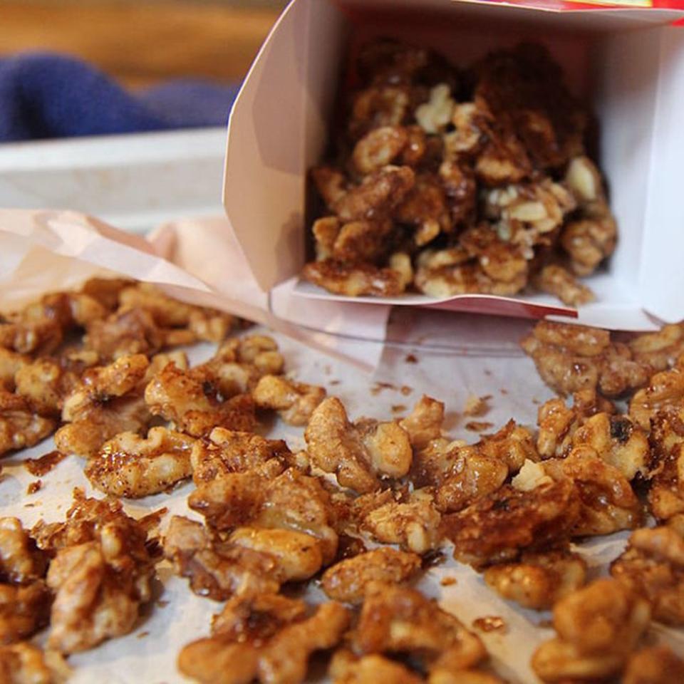 Pumpkin Spice Walnuts