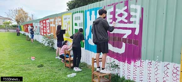 圖：南市深耕美學教育，三校參與教育部「美感生活學習地圖實踐計畫」評選全數獲獎，凸顯南市美感教育推動有成。（記者李嘉祥攝）