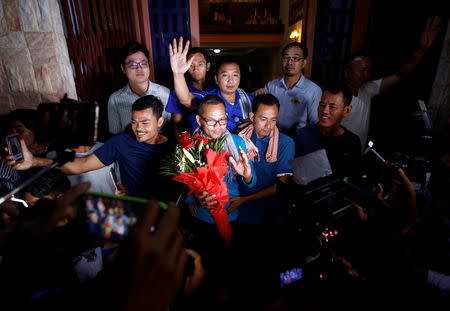 Members of the dissolved opposition Cambodia National Rescue Party (CNRP), pose for a picture after they were released from jail by King Norodom Sihamoni's pardon in Phnom Penh, Cambodia, August 28, 2018. REUTERS/Samrang Pring