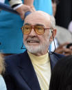 Après avoir décliné des rôles dans Matrix et Le Seigneur des Anneaux car il assure "ne pas les comprendre", Sean Connery apparaît pour la dernière fois au cinéma en 2003. Dans La Ligue des gentlemen extraordinaires, le comédien interprète l’aventurier Allan Quatermain. Le tournage désastreux du film pousse l’acteur à prendre sa retraite en 2005, pour ne plus en sortir.