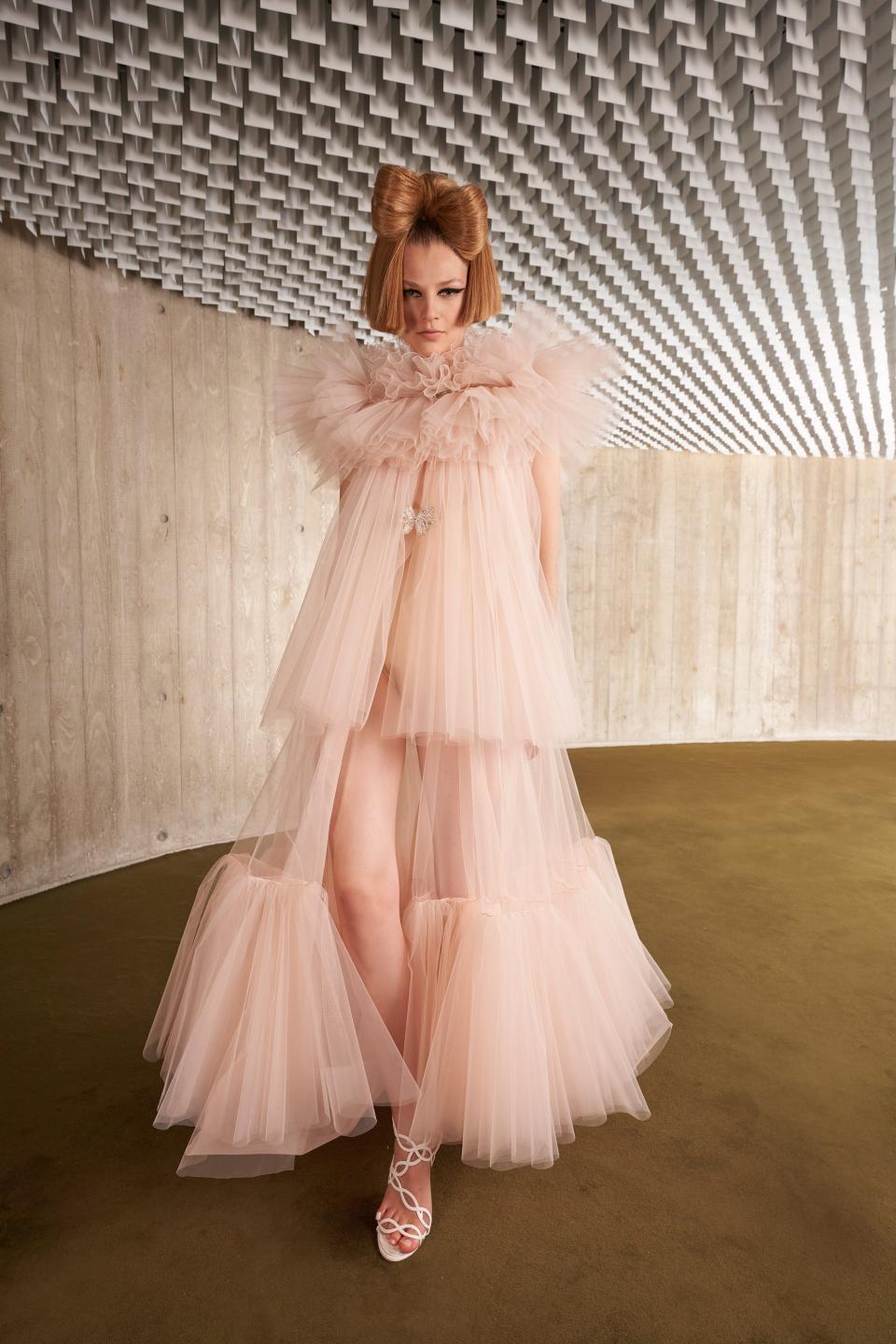 Giambattista Valli, fall 2021 couture