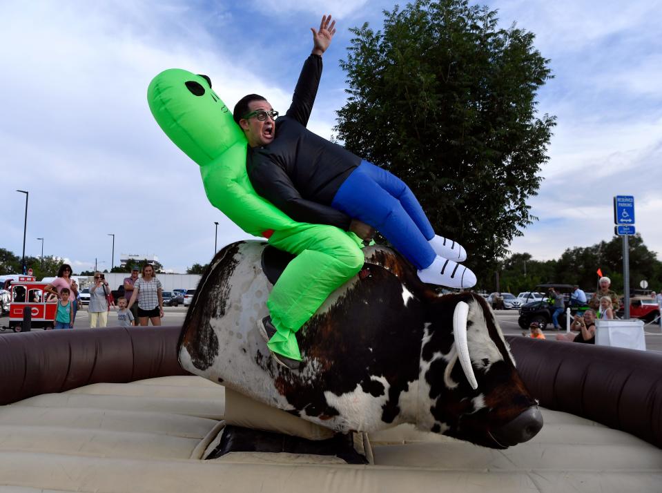 Ronald Erdrich's first-place award taken in Roswell, N.M. at its UFO event over the July 4 weekend in 2021.