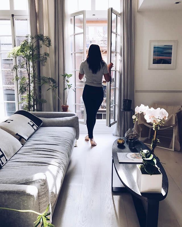 <p>New York-based Hannah Bronfman tends to focus on fashion and fitness when it comes to her account, but snaps of her minimalist East Village apartment are just as jealousy-inducing. The home even landed its own feature in <em><a rel="nofollow noopener" href="http://www.architecturaldigest.com/story/hannah-bronfman-brendan-fallis-new-york-city-triplex" target="_blank" data-ylk="slk:Architectural Digest;elm:context_link;itc:0;sec:content-canvas" class="link ">Architectural Digest</a></em>.</p>