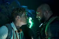 <p>Zu den Stars des 70 bis 90 Millionen Dollar teuren Films zählen unter anderem Dave Bautista, Ella Purnell, Ana de la Reguera und Deutschlands Darling Matthias Schweighöfer, der allen die Show stiehlt. 72 Millionen Netflix-Nutzer riskierten bei "Army of the Dead" einen Blick. (Bild: Netflix / Clay Enos)</p> 