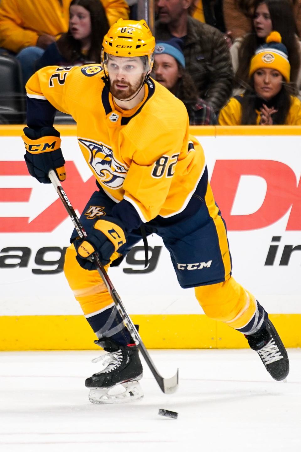 Nashville Predators center Thomas Novak (82) moves the puck against the Anaheim Ducks during the first period at Bridgestone Arena in Nashville, Tenn., Monday, Nov. 22, 2021.