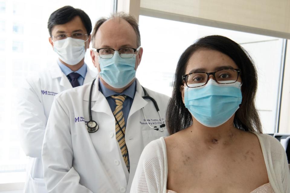 <div class="inline-image__caption"><p>Mayra Ramirez, 28, and Drs. Ankit Bharat and Rade Tomic after her successful double-lung transplant.</p></div> <div class="inline-image__credit">Northwestern Medicine</div>