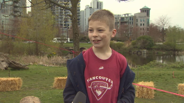 'I would do this every day': Kids get hands dirty at pop-up playground