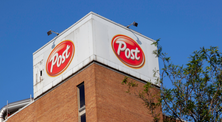 Sign of Post Foods Canada Inc. on its plant building in Niagara Falls, Ontario, Canada. Owned by Post Holdings, an American consumer packaged goods