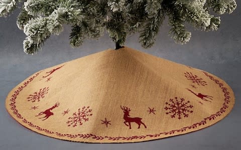 Hessian Christmas Tree Skirt - Credit: Matalan