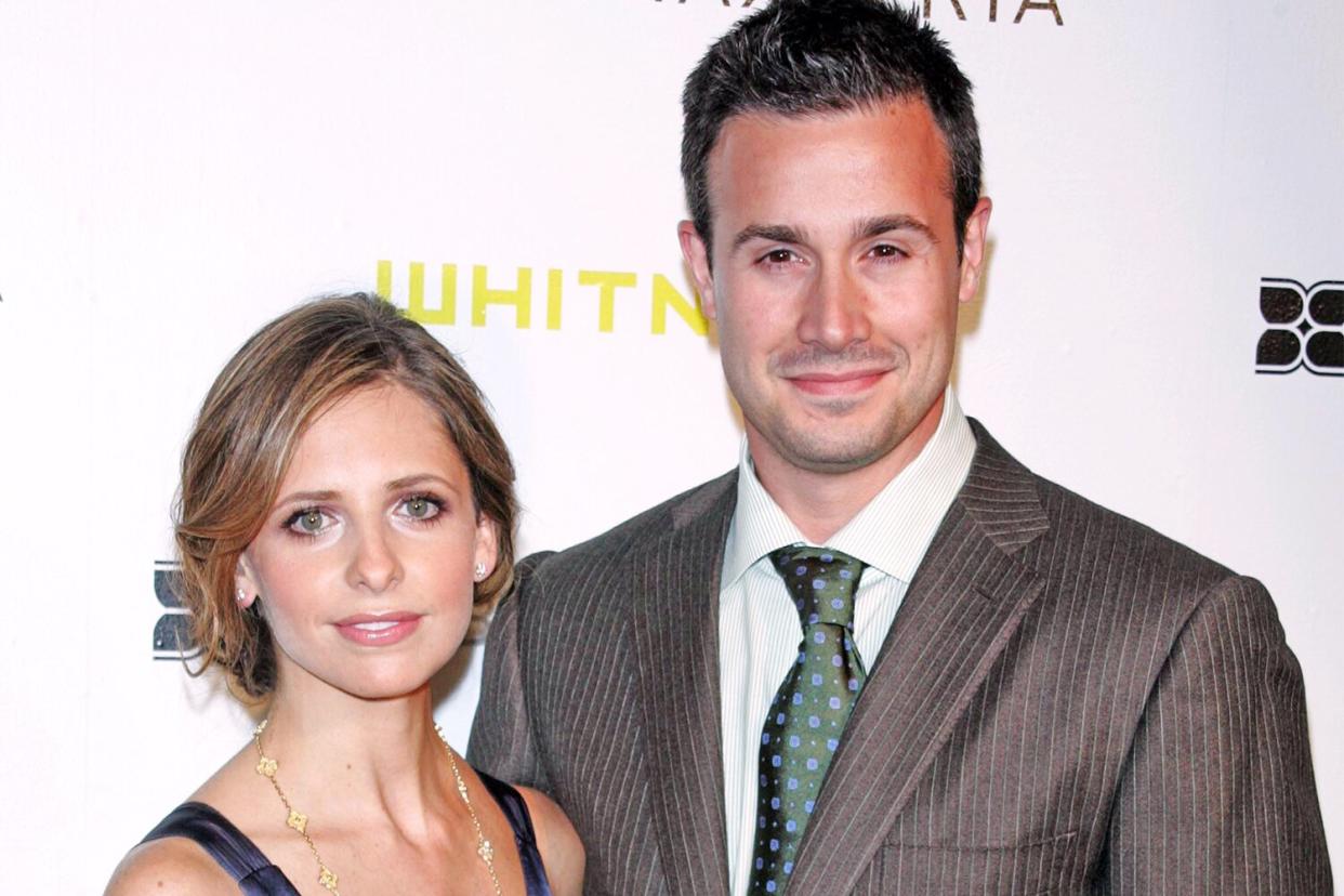 Sarah Michelle Gellar and Freddie Prinze Jr. (Photo by Jim Spellman/WireImage)