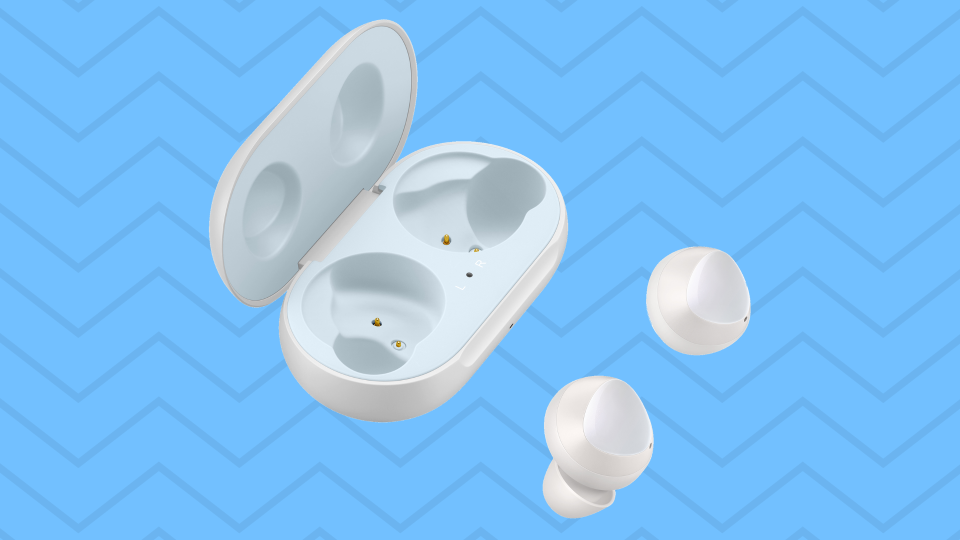 These Samsung Galaxy Buds are 39 percent off at Walmart! (Photo: Walmart)