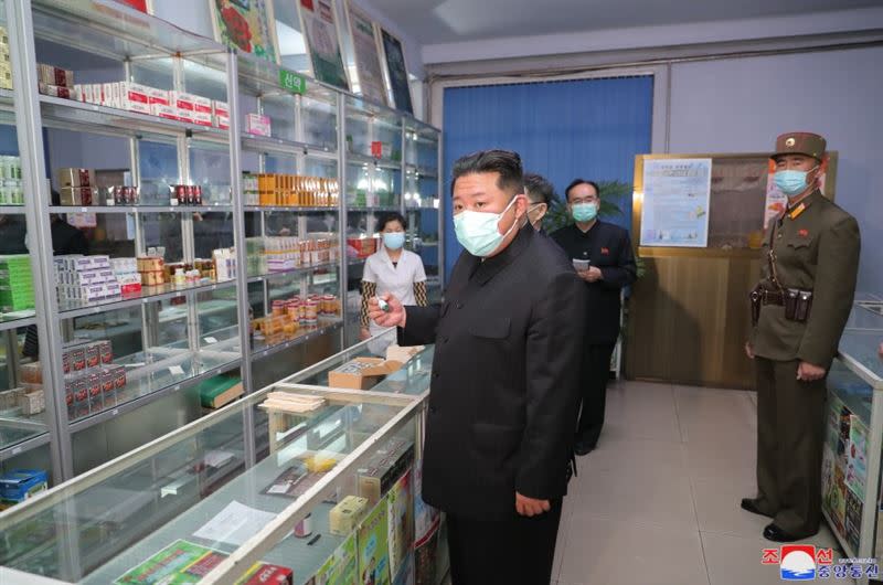 北韓疫情爆發，醫院亂象曝光。（圖／翻攝自朝鮮經貿文化情報 DPRK臉書）