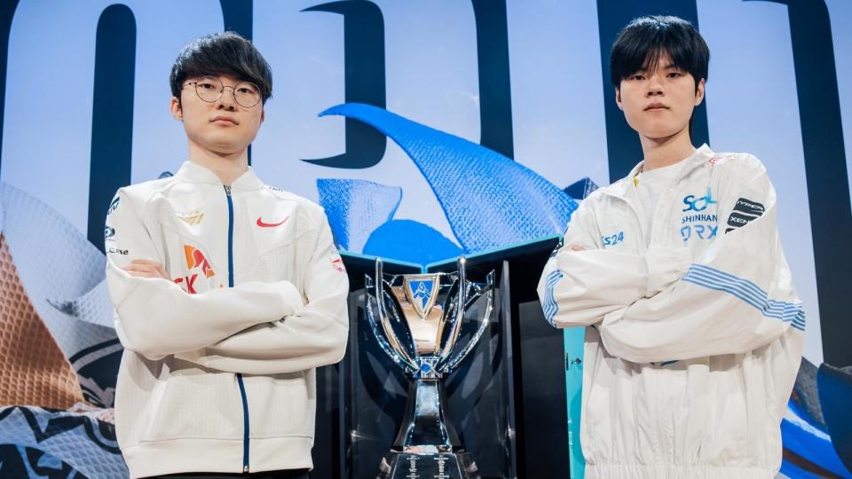 Faker and Deft are both close to retirement, and they're looking to take this year's World Championship title before they hang up the mouse. (Photo: RIot Games)