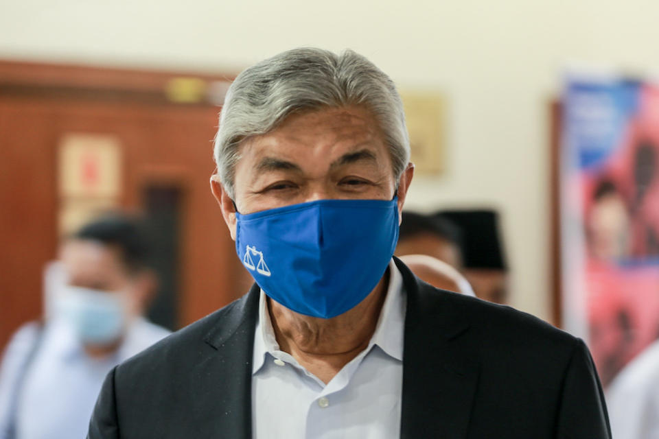 Datuk Seri Ahmad Zahid Hamidi arrives at the Kuala Lumpur High Court in Kuala Lumpur September 21, 2020. — Picture by Ahmad Zamzahuri