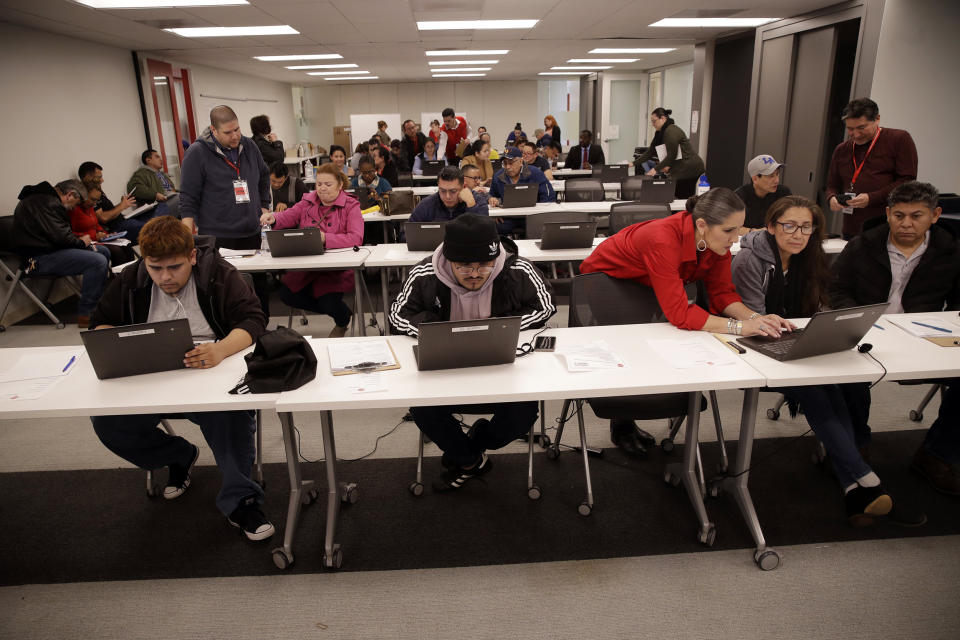 Image: California unemployment (Marcio Jose Sanchez / AP file)