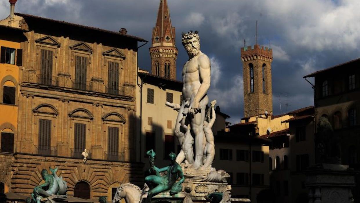 Acusan a un turista alemán de dañar una estatua del siglo XVI en Florencia