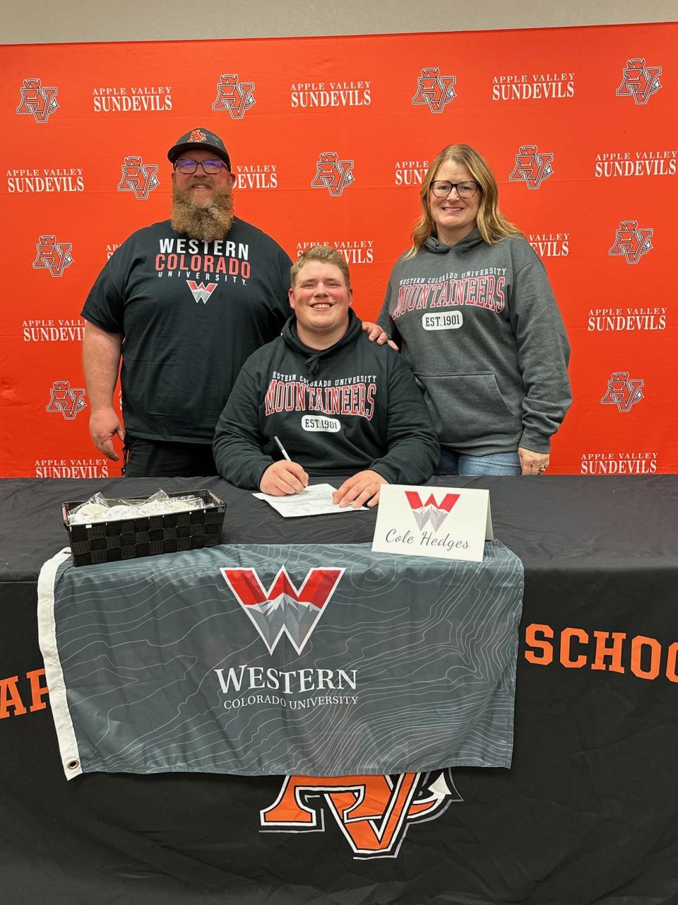 Apple Valley's Cole Hedges recently signed a National Letter of Intent to continue playing football at Western Colorado University.