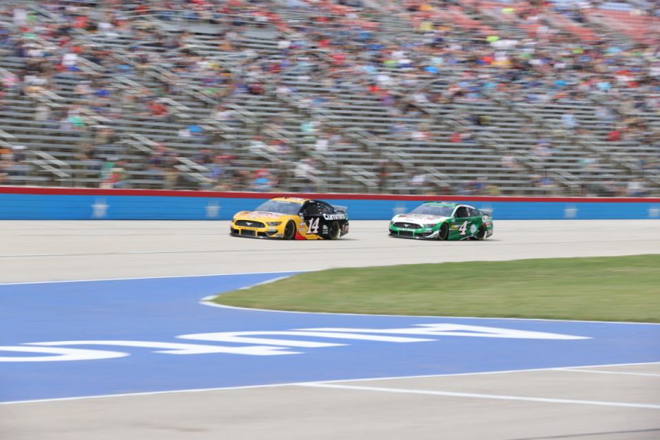 Mitchell's Chase Briscoe (14) tries to fend off SHR teammate Kevin Harvick last year at Texas Motor Speedway. The series returns to Forth Worth Sunday night for the NASCAR All-Star Open and All-Star Race.