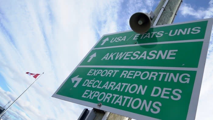 The Canadian side of the international border between Cornwall, Ont., and New York state, which passes through the Mohawk community of Akwesasne. (Jonathan Dupaul/Radio-Canada - image credit)