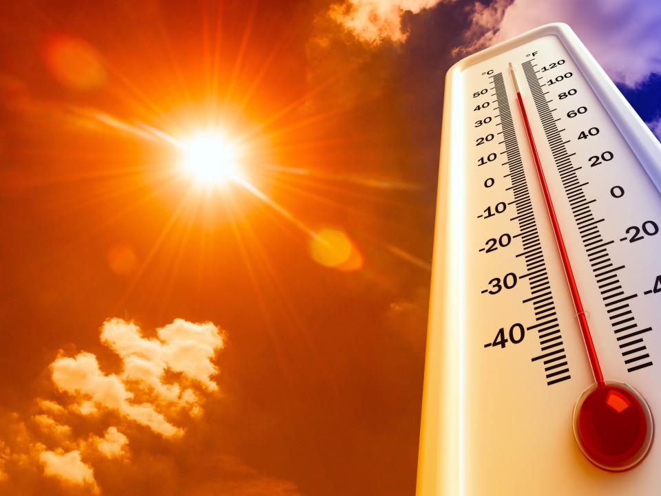 A thermometer gauging the heat of the sun (Shutterstock)