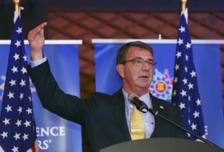 U.S. Secretary of Defense Ash Carter speaks at a news conference at the Asean Defence Ministers Meeting in Kuala Lumpur, Malaysia, November 4, 2015. REUTERS/Goh Seng Chong