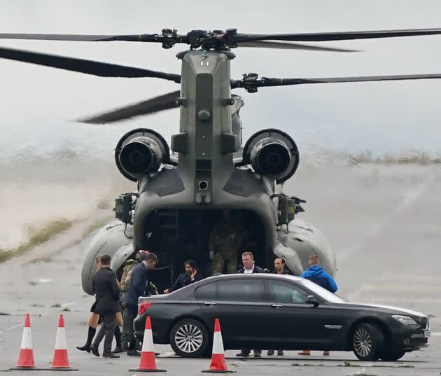 Home secretary Suella Braverman arrives in a Chinook helicopter for a visit to the Manston immigration holding facility. (Photo: Gareth Fuller via PA Wire/PA Images)