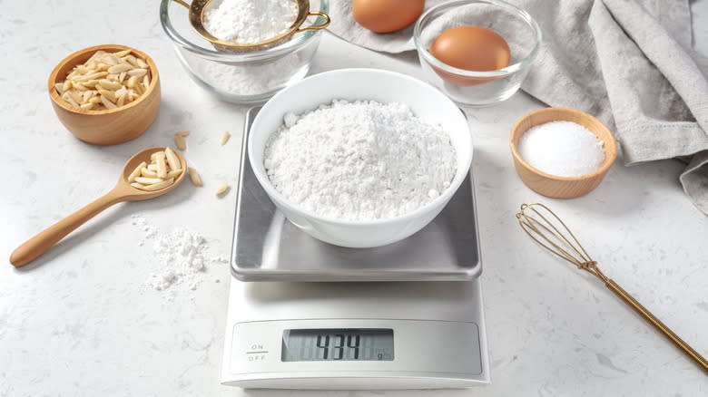 measuring ingredients digital scale