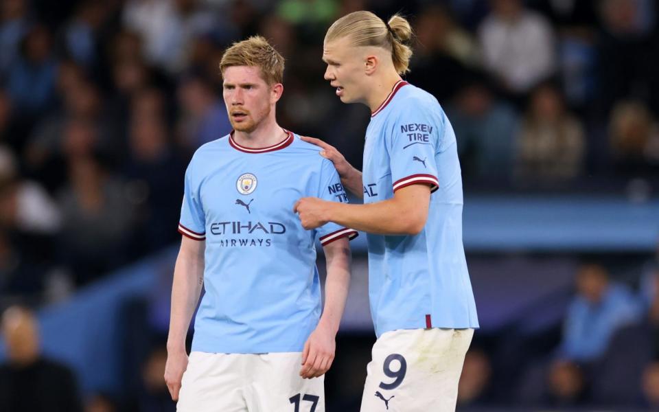 Erling Haaland, Kevin De Bruyne and Ruben Dias of Manchester City of Manchester City during the UEFA Champions League semi-final second leg match between Manchester City FC and Real Madrid at Etihad Stadium on May 17, 2023 in Manchester - Getty Images/Marc Atkins