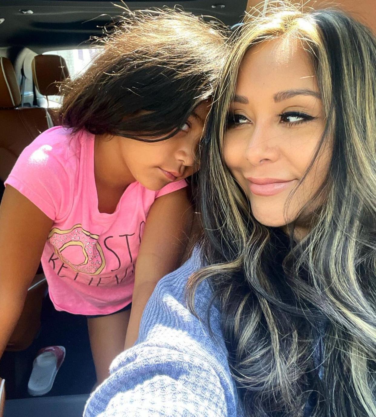 Snooki and her daughter