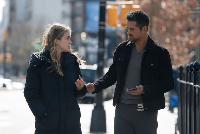 Peter Kramer/Netflix Melissa Roxburgh and J.R. Ramirez on 'Manifest'