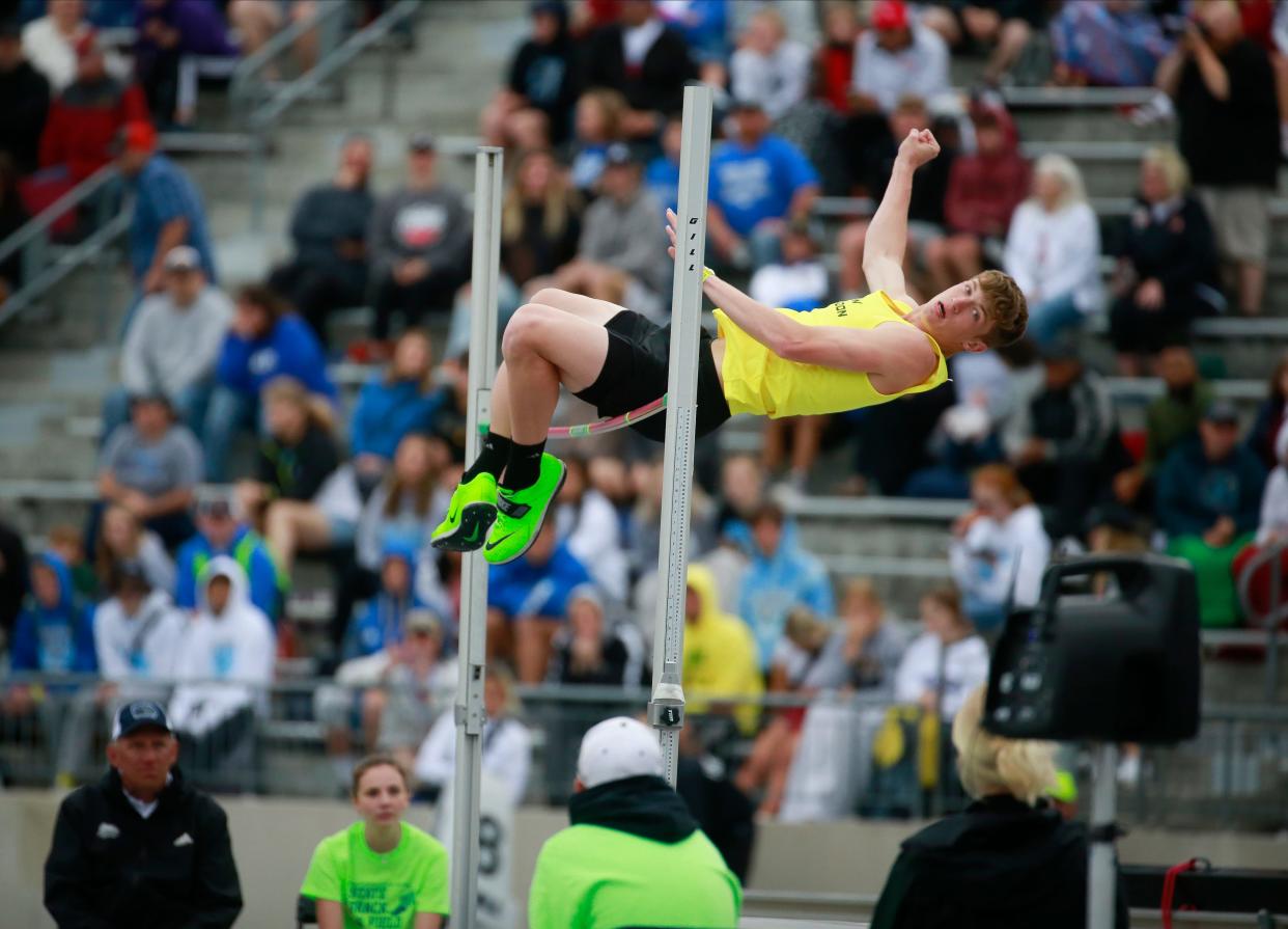 New London's Kade Benjamin won a Class 1A state title in the boys high jump during the Iowa high school state track and field meet at Drake Stadium in Des Moines on Friday, May 20, 2022.