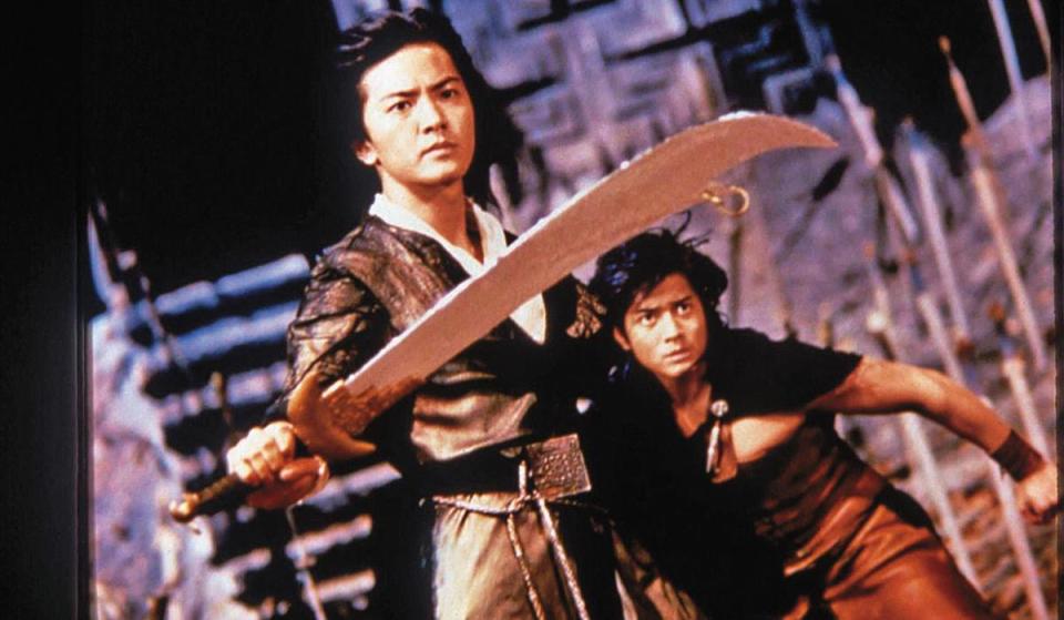 鄭伊健（左）與郭富城（右）主演的《風雲之雄霸天下》是一九八八年香港電影賣座冠軍。（翻攝自http://hk.nowbaogumovies.com）