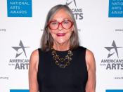 <p>18. Alice Walton – E’ l’unica figlia femmina di Sam Walton, il fondatore della catena di supermercati Wal-Mart. Non si occupa, però, dell’azienda di famiglia e ha l’hobby dei cavalli e dell’arte. Vale 34 miliardi. </p>