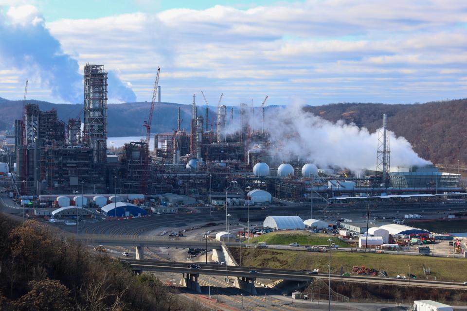 The Shell Pennsylvania Petrochemicals Complex pictured next to I-376 and the Ohio River. Completion of the cracker plant is expected within 2022.