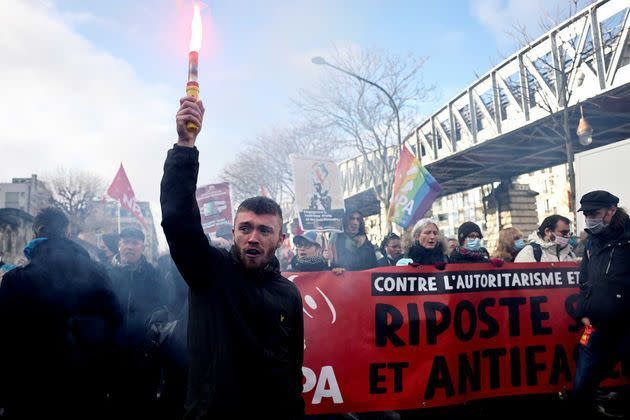 <p>Des manifestants anti-Zemmour à Paris, le 5 décembre 2021.</p>