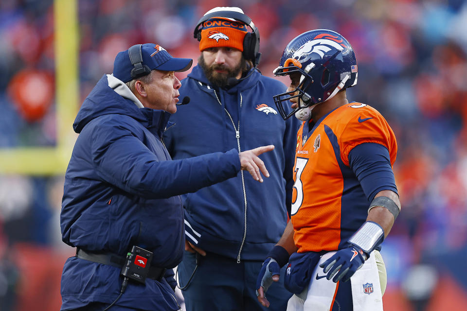 Russell Wilson y Sean Payton tuvieron algunos problemas durante la estadía del quarterback en los Denver Broncos. (Foto: Justin Edmonds/Getty Images)