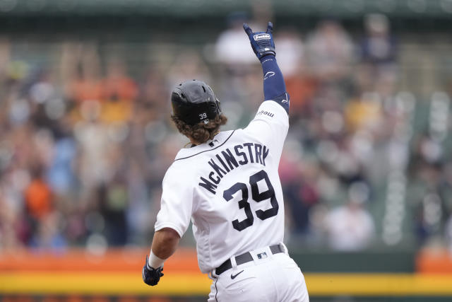 First-place D-backs rally in ninth to finish off sweep of Tigers in Detroit