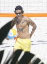 Harry Styles photos: LOOK AT THAT BOD!!